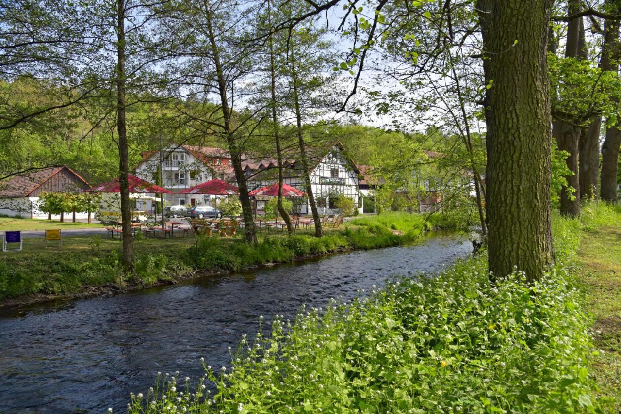 Landhotel Der Distelhof Mit Scheunencafe Dillstadt Eksteriør billede