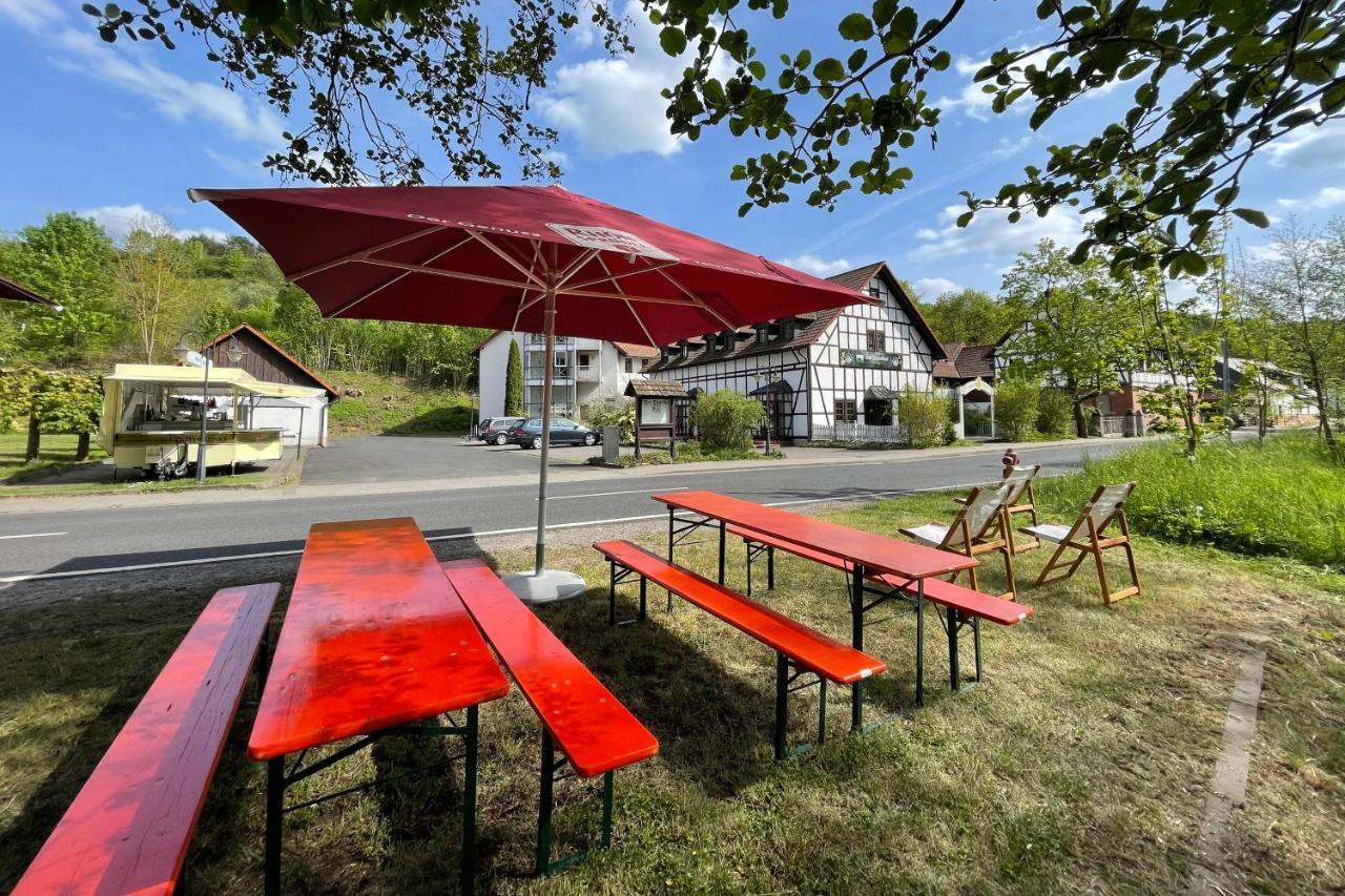 Landhotel Der Distelhof Mit Scheunencafe Dillstadt Eksteriør billede
