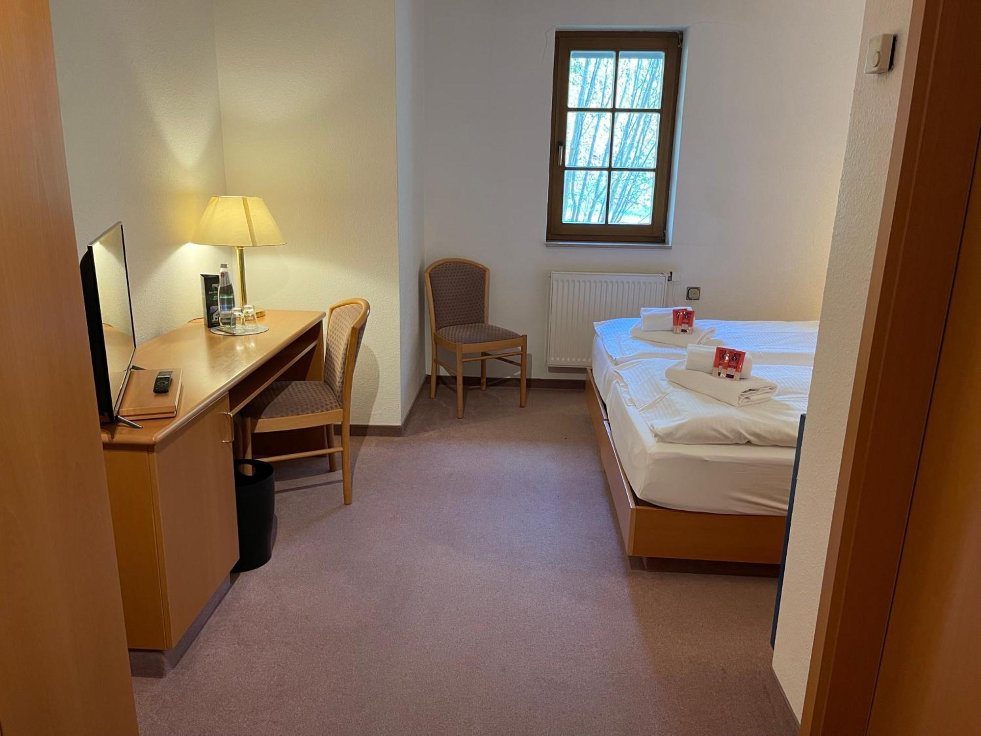 Landhotel Der Distelhof Mit Scheunencafe Dillstadt Eksteriør billede
